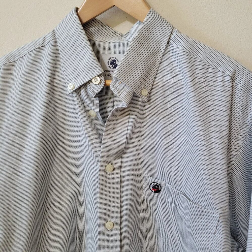 Southern Proper Men's Size M White Navy Stripe Pocket Button Down Shirt (EUC)